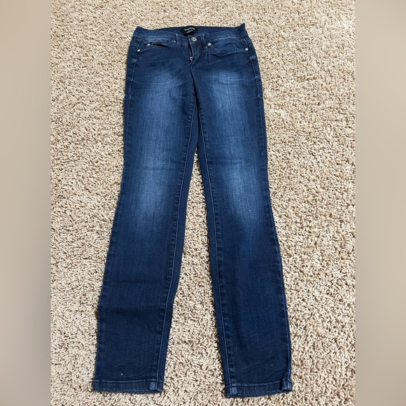 bebe dark wash straight leg skinny jeans - Picture 2 of 6
